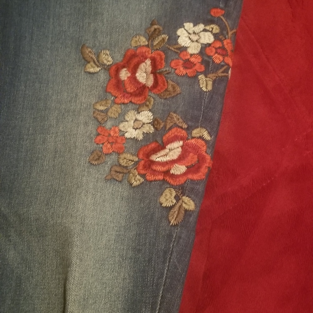 Jeans - Picture 2 of 3